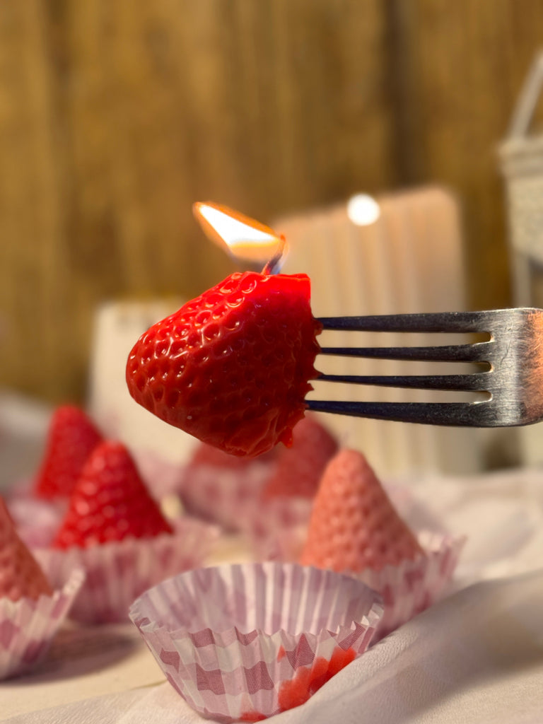 Strawberry Candle