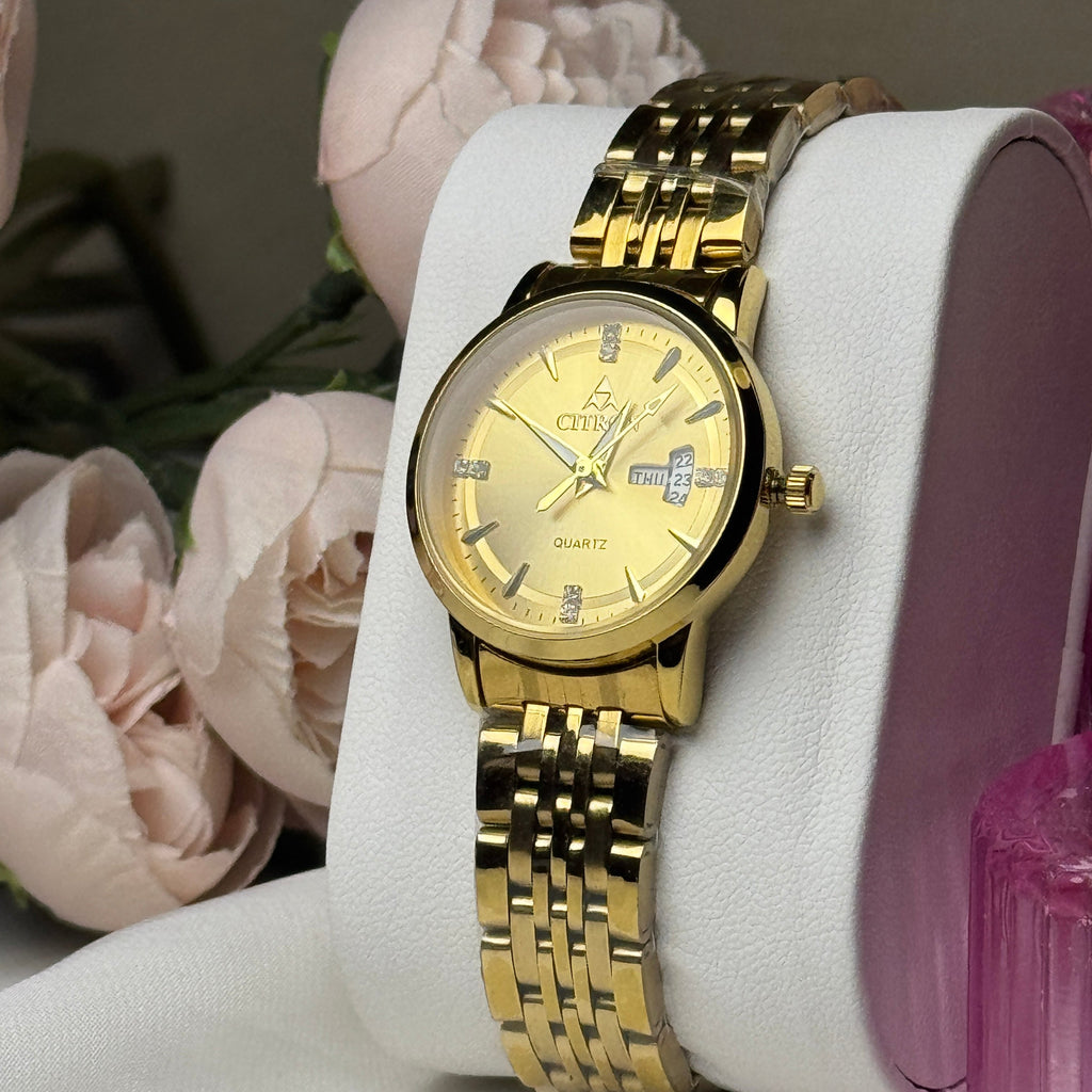 Signature Series.  Gold Chain Watch with Date Window.