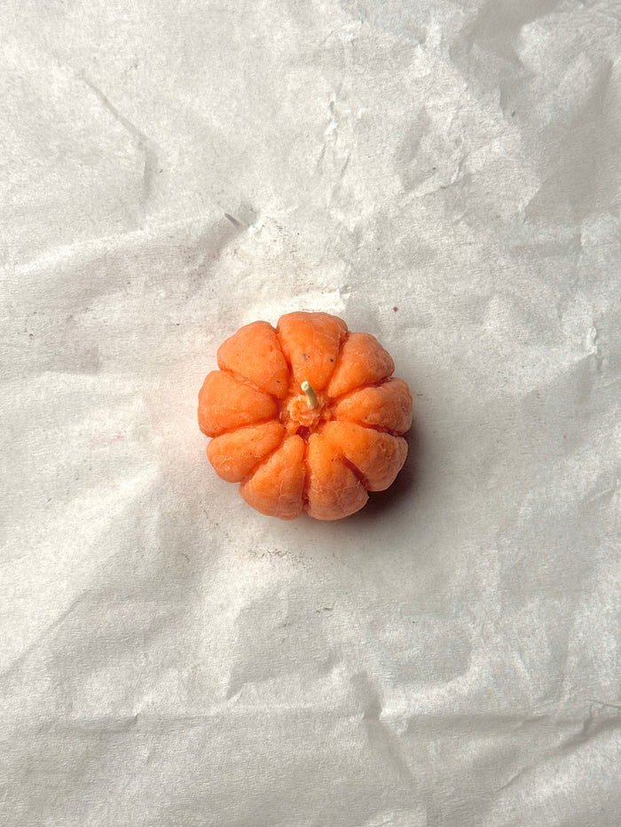 Mini Pumpkin Candle 🎃